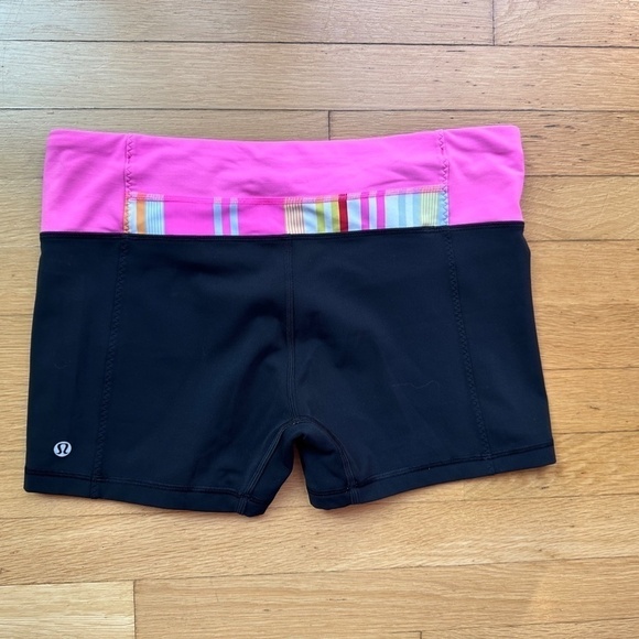 Lululemon Run: Fast Track Short Black / Groovy Women's Size 8 - 10? - Picture 4 of 11